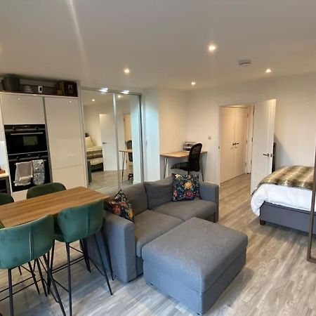 London Luxe: Stylish Studio Eksteriør bilde